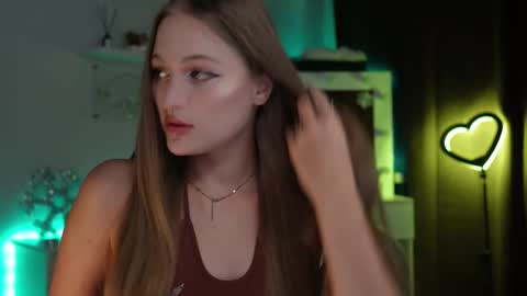 Snapshot of mrstenderbeast chatting on December 2025 02:11:01 PM YOUR OWNER online show from December 2025 02:11:01 PM