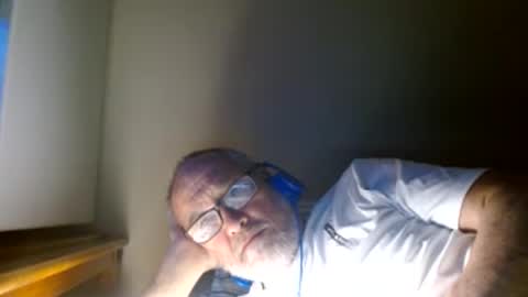 mrtease5 online show from April 2026 08:28:02 PM