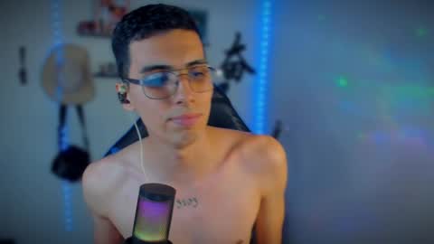 mrtimido12 online show from April 2026 12:49:02 AM