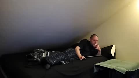 Snapshot of mrxhere chatting on April 2026 09:57:01 AM mrxhere online show from April 2026 09:57:01 AM