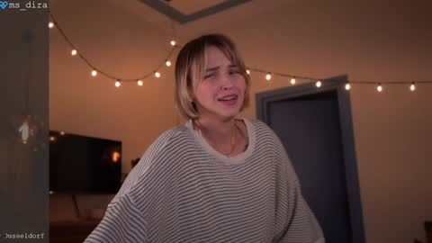 Snapshot of ms_dira chatting on February 2026 03:29:01 PM dira and the riru tribe online show from February 2026 03:29:01 PM