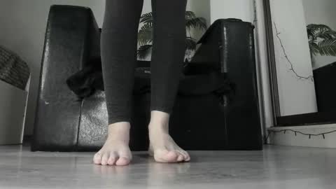 Snapshot of ms_enigma chatting on February 2025 01:33:01 PM Goddess. Miss. Lady.  Queen. Madam Milady online show from February 2025 01:33:01 PM