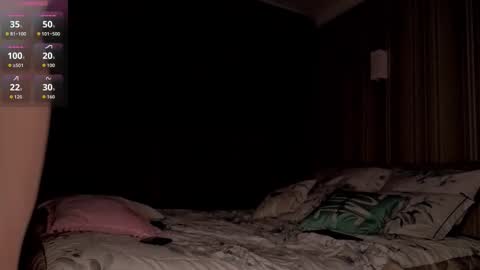 Eva 3 online show from October 2025 12:45:01 PM