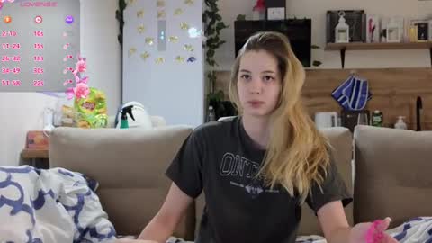 Snapshot of ms_foryou chatting on March 2025 03:05:02 PM Ms ForYOU online show from March 2025 03:05:02 PM