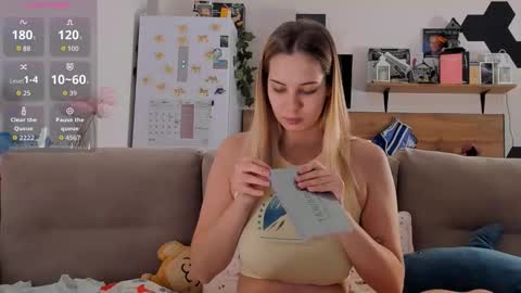 Snapshot of ms_foryou chatting on November 2025 04:20:01 PM Ms ForYOU online show from November 2025 04:20:01 PM