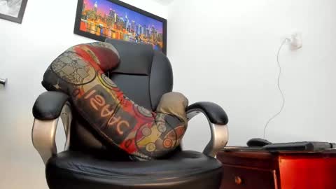 Snapshot of ms_lunarose chatting on October 2025 11:20:01 PM ms_lunarose online show from October 2025 11:20:01 PM