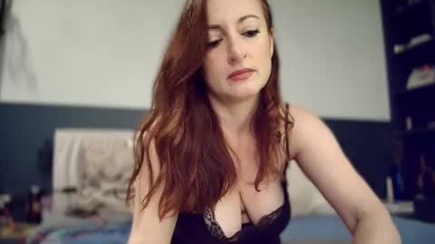 Melanie online show from December 2024 10:16:02 AM