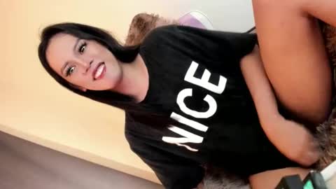 selena online show from December 2024 07:32:02 PM