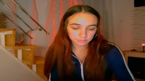 ms_sophiee online show from December 2024 06:16:02 PM