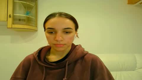 ms_sophiee online show from January 2025 05:38:02 PM