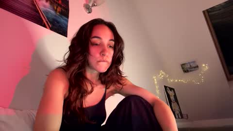 ms_sophiee online show from April 2026 08:44:01 PM