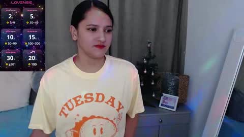 Snapshot of ms_valentina_01 chatting on December 2024 11:53:02 PM Valentina online show from December 2024 11:53:02 PM