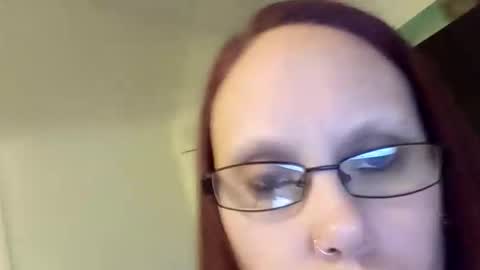 Snapshot of msalls1124 chatting on January 2026 01:49:01 PM melissa online show from January 2026 01:49:01 PM