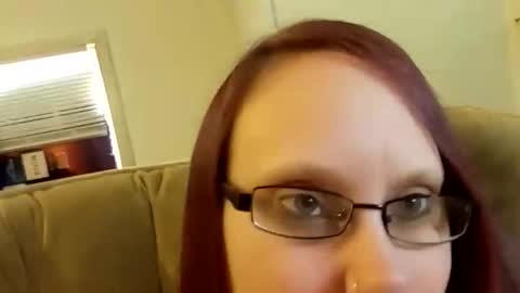 Snapshot of msalls1124 chatting on February 2026 04:03:02 PM melissa online show from February 2026 04:03:02 PM