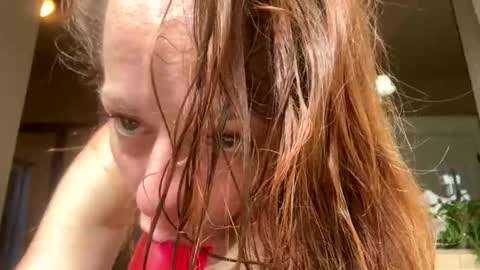 msfreckles92 online show from May 2026 05:07:02 PM