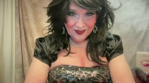 Snapshot of mskarentoy chatting on February 2025 03:43:02 AM mskarentoy online show from February 2025 03:43:02 AM