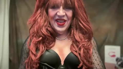 Snapshot of mskarentoy chatting on March 2025 01:32:02 AM mskarentoy online show from March 2025 01:32:02 AM