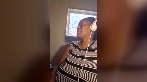 Snapshot of msmechocolate chatting on July 2026 12:15:02 AM msmechocolate online show from July 2026 12:15:02 AM