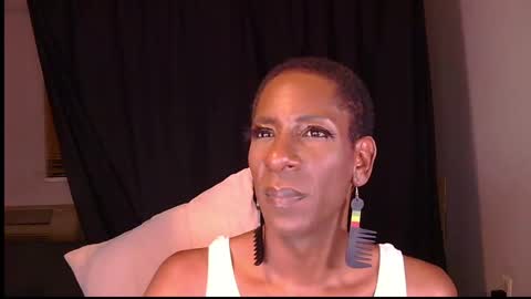 Merlin Mystique online show from November 2025 08:15:02 AM