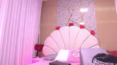 Manuela  online show from February 2026 03:14:02 AM