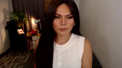 Veey online show from November 2025 08:51:01 PM