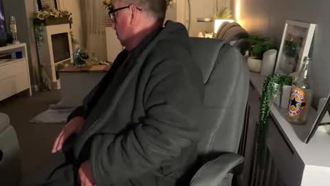 mtb1697 online show from March 2026 08:37:02 PM