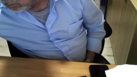 Snapshot of mtwpaul chatting on April 2026 11:33:02 AM mtwpaul online show from April 2026 11:33:02 AM