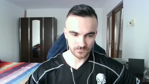 Snapshot of mu5clemania chatting on October 2025 06:46:01 AM Victor online show from October 2025 06:46:01 AM