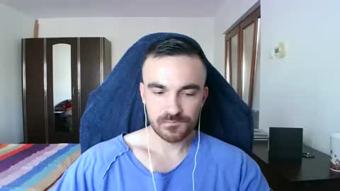 Snapshot of mu5clemania chatting on October 2025 07:10:02 AM Victor online show from October 2025 07:10:02 AM