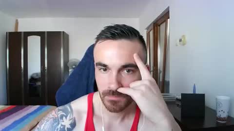 Snapshot of mu5clemania chatting on November 2025 11:20:02 AM Victor online show from November 2025 11:20:02 AM