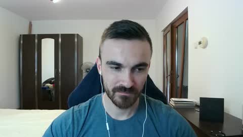 Snapshot of mu5clemania chatting on November 2025 12:38:02 PM Victor online show from November 2025 12:38:02 PM