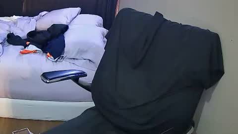 Muffdiver online show from February 2025 06:32:02 PM