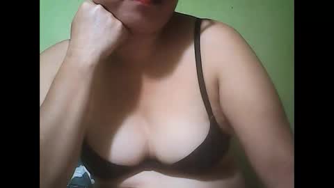 muffy_bunny online show from September 2025 07:16:01 PM