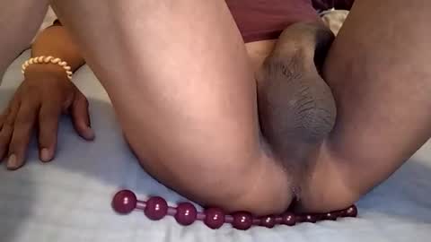 Snapshot of mulato44 chatting on November 2025 09:19:02 AM Laly online show from November 2025 09:19:02 AM