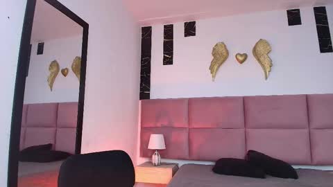 Muller Asher online show from October 2025 08:20:02 PM