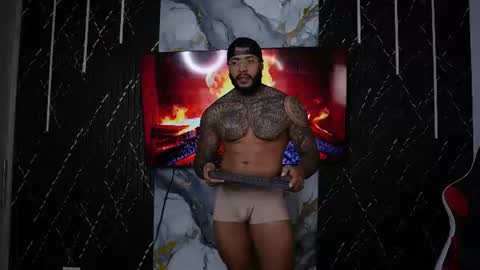 Snapshot of muscle_man19 chatting on July 2026 05:23:02 AM Nick online show from July 2026 05:23:02 AM