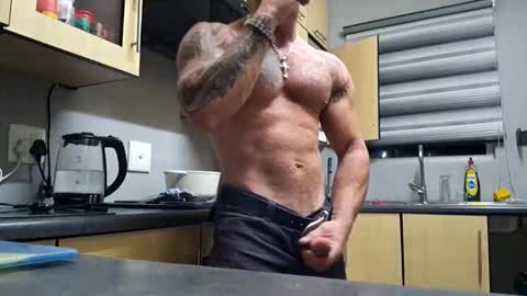 muscledaddy69s online show from March 2026 02:17:02 AM