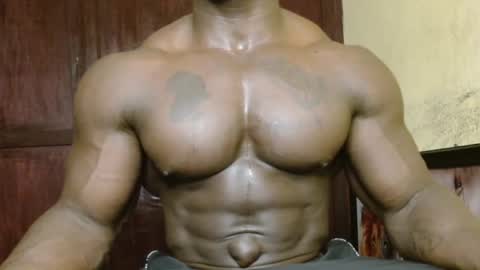 musclegod23 online show from March 2026 02:12:02 PM