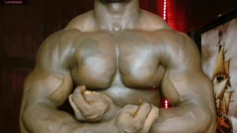 Snapshot of musclegodsammy23 chatting on April 2026 02:27:02 AM musclegod23 online show from April 2026 02:27:02 AM