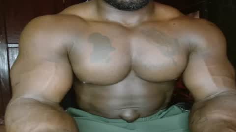 Snapshot of musclegodsammy23 chatting on July 2026 10:52:01 PM musclegod23 online show from July 2026 10:52:01 PM