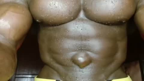 Snapshot of musclegodsammy23 chatting on July 2026 07:39:01 PM musclegod23 online show from July 2026 07:39:01 PM