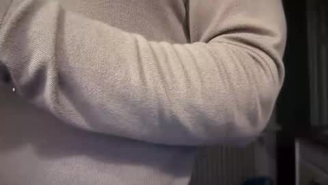 Snapshot of musclehair3 chatting on November 2025 10:09:02 PM musclehair3 online show from November 2025 10:09:02 PM