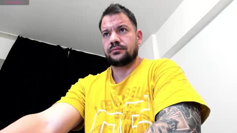 Snapshot of musclemonster31 chatting on December 2025 11:25:02 AM MuscleMonster31 online show from December 2025 11:25:02 AM