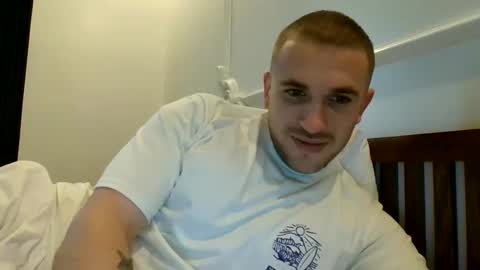 Snapshot of muscleshow00 chatting on February 2026 10:36:02 AM muscleshow00 online show from February 2026 10:36:02 AM