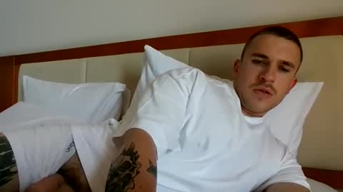 Snapshot of muscleshow00 chatting on February 2026 01:39:02 AM muscleshow00 online show from February 2026 01:39:02 AM