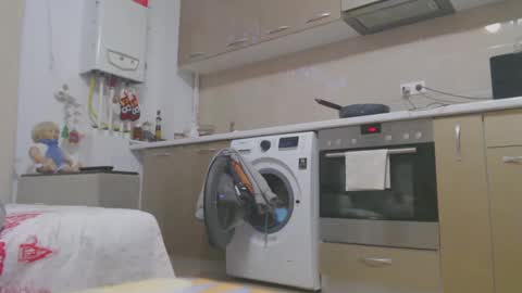 Snapshot of musclesqueen chatting on January 2025 04:40:01 PM MusclesQueen online show from January 2025 04:40:01 PM