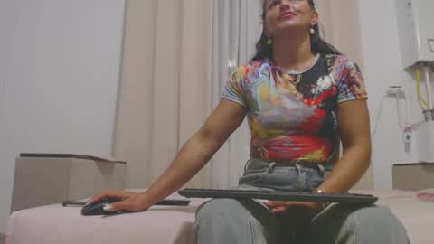 Snapshot of musclesqueen chatting on May 2026 10:49:02 PM MusclesQueen online show from May 2026 10:49:02 PM