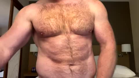 Snapshot of muscleundies chatting on December 2024 07:38:02 PM muscleundies online show from December 2024 07:38:02 PM