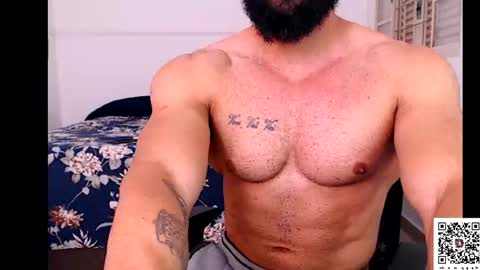 Snapshot of muscleweed420 chatting on June 2026 10:52:02 PM Ragnar online show from June 2026 10:52:02 PM