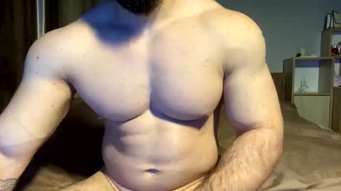 Snapshot of muscularjuggler chatting on November 2025 04:17:02 PM muscularjuggler online show from November 2025 04:17:02 PM